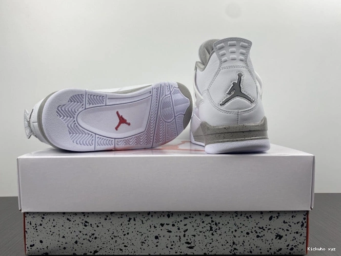 White 4 Oreo Retro (2021) CT8527-100 Jordan 0818